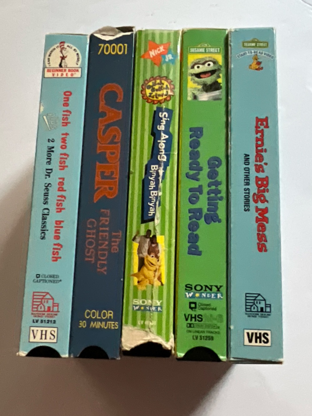 Fun VHS Tape Lot For Young Children Sesame St., Dr. Seuss Lot of 4